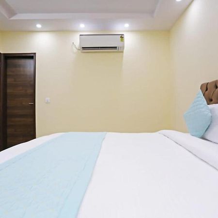 Hotel Mannat Bhera Enclave New Delhi Exterior photo