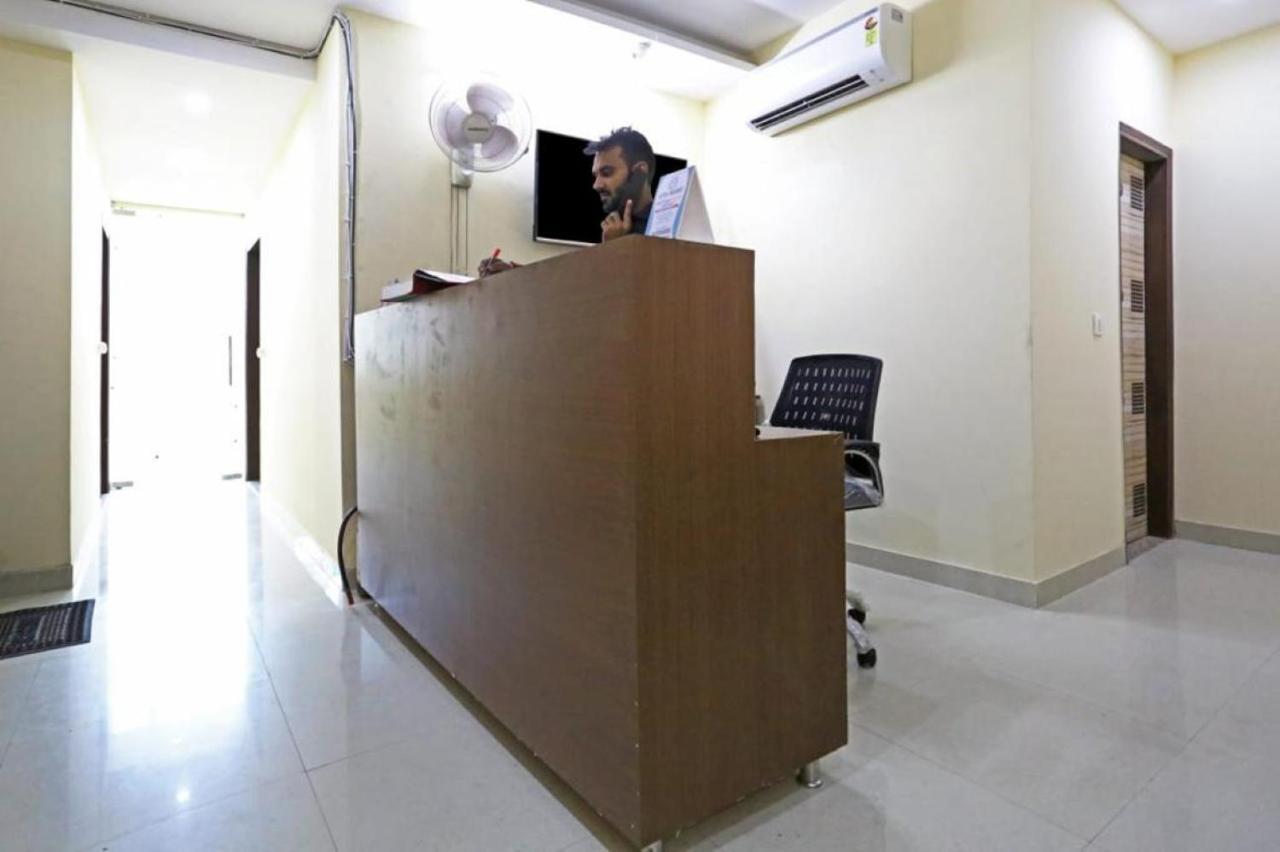 Hotel Mannat Bhera Enclave New Delhi Exterior photo
